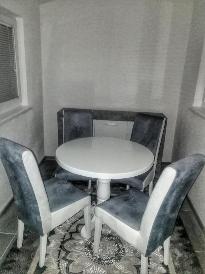 Apartman Visoko-Oaza Mira Exterior foto